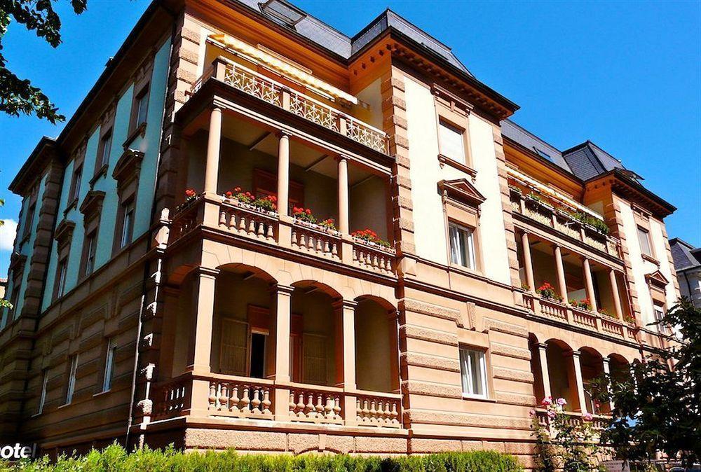 Windsor Hotel 4*