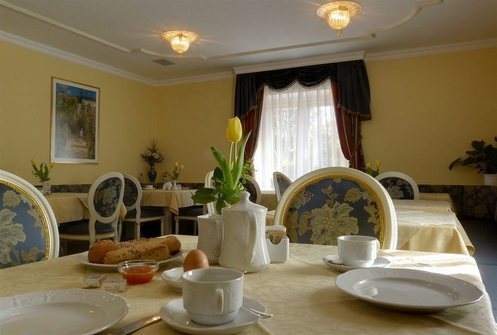 Windsor Hotel 4*